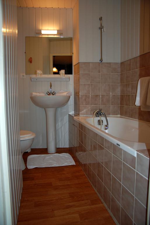 Hotel De France Pontorson Kültér fotó