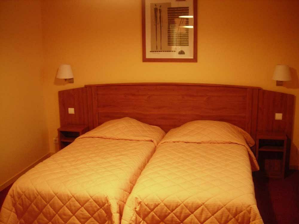 Hotel De France Pontorson Kültér fotó