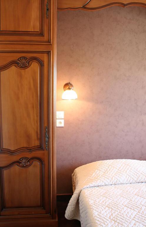 Hotel De France Pontorson Kültér fotó
