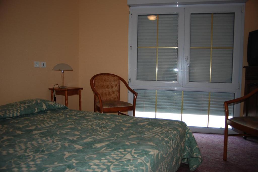 Hotel De France Pontorson Kültér fotó